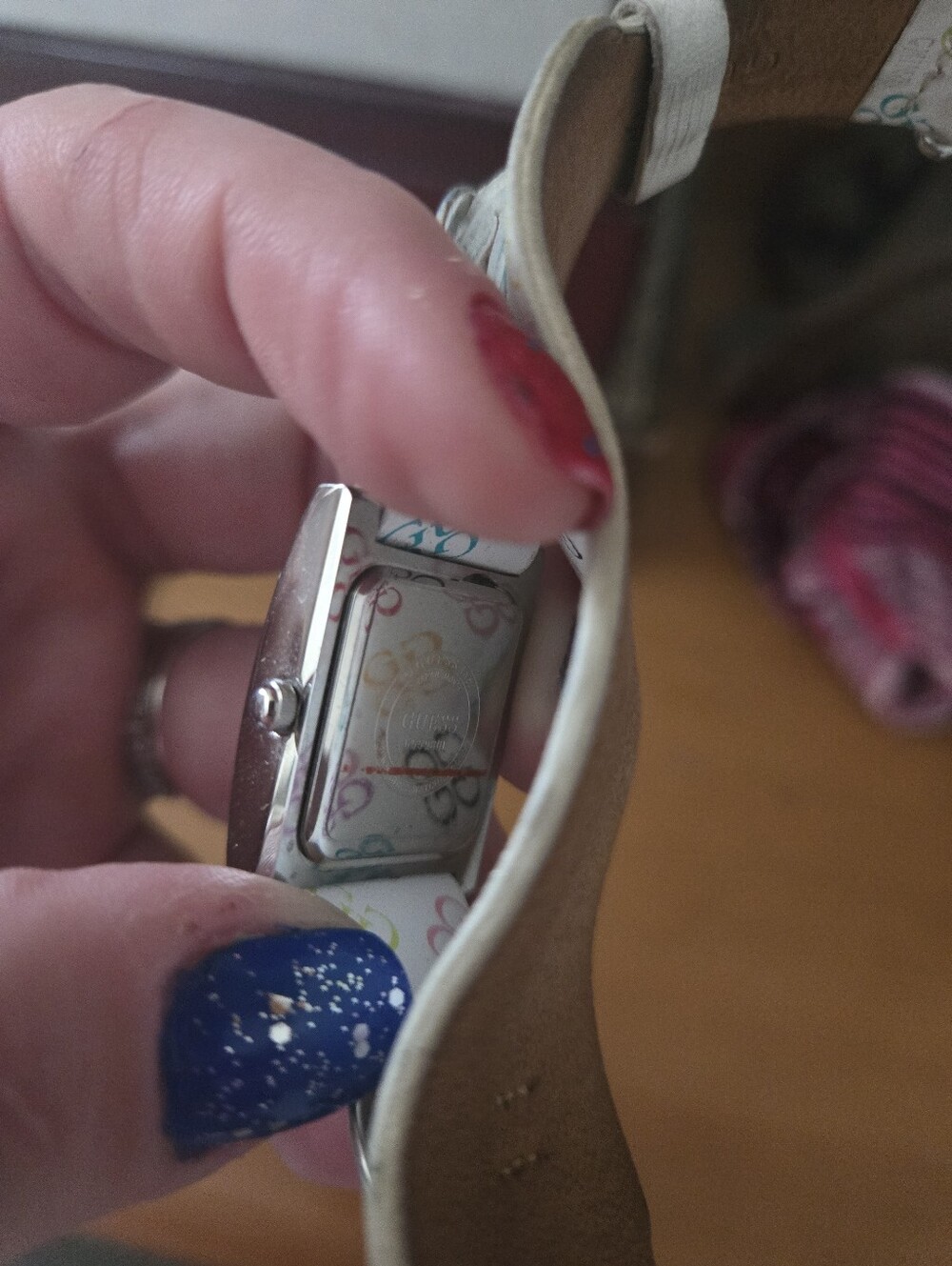 Guess Women's Logo Band Watch - Picture 6 of 8